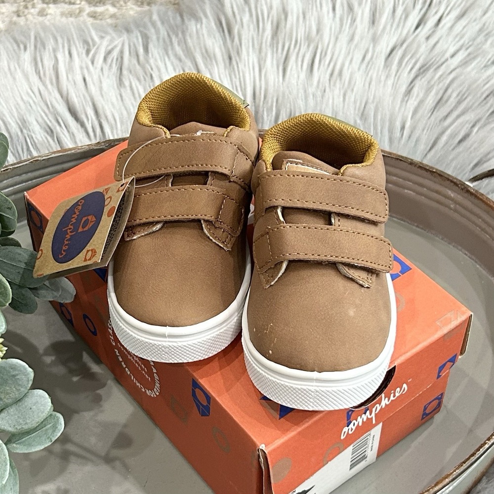 oomphies Brown Kids Sneakers with White Soles